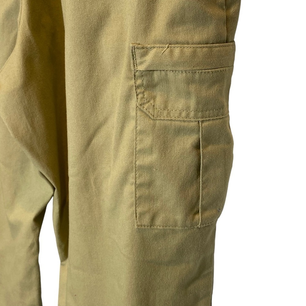 Dickies Women's plus size 18 Sand color Premium Relaxed Straight Cargo Pants - Picture 7 of 10